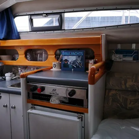 Πλωτό κατάλυμα Bateau Flairt *